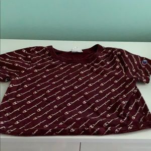 Champion cropped top burgundy.